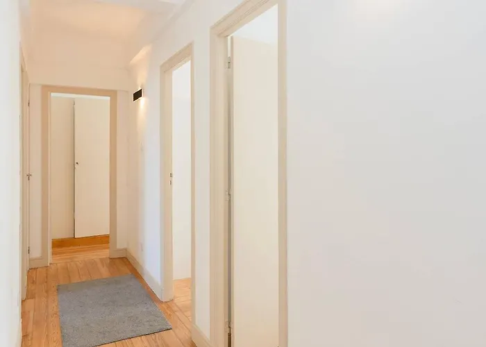 Liiiving In - Lovely Stylish Apartman