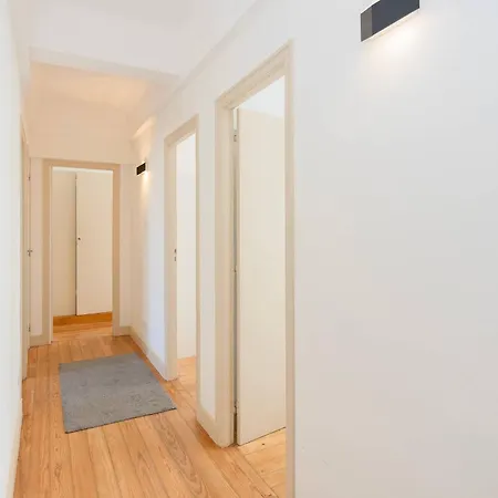 Liiiving In - Lovely Stylish Apartamento