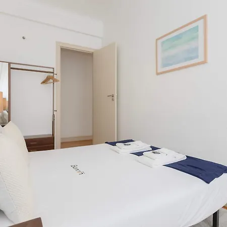 Liiiving - Lsa Red Apartmán *