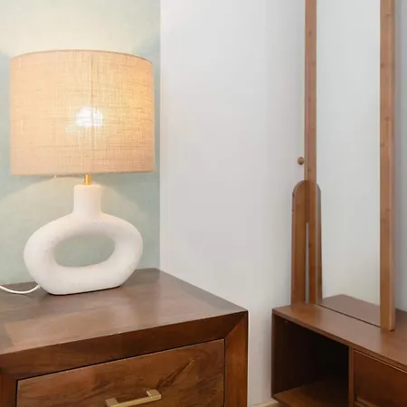 Liiiving In - Lovely Stylish Apartment