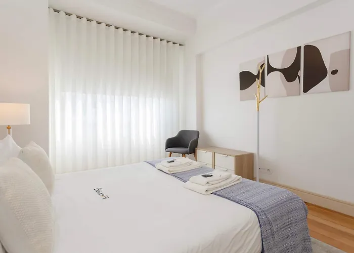 Liiiving In - Lovely Stylish * 波尔图