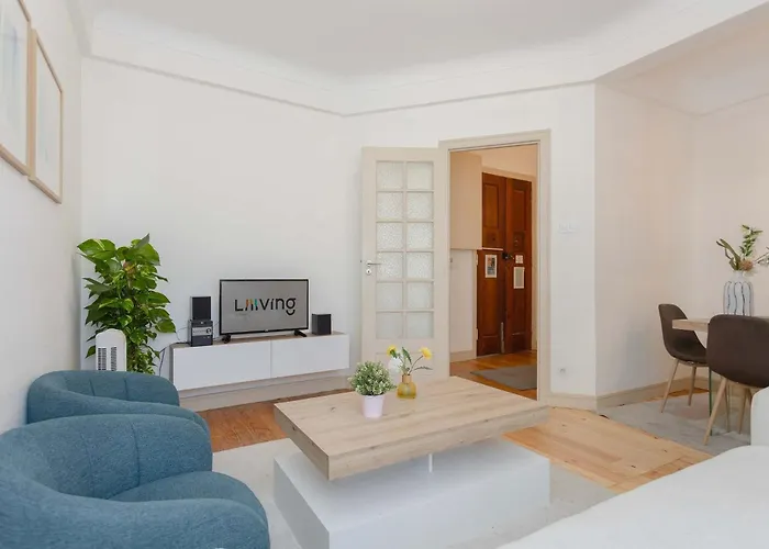 Liiiving In - Lovely Stylish * Oporto